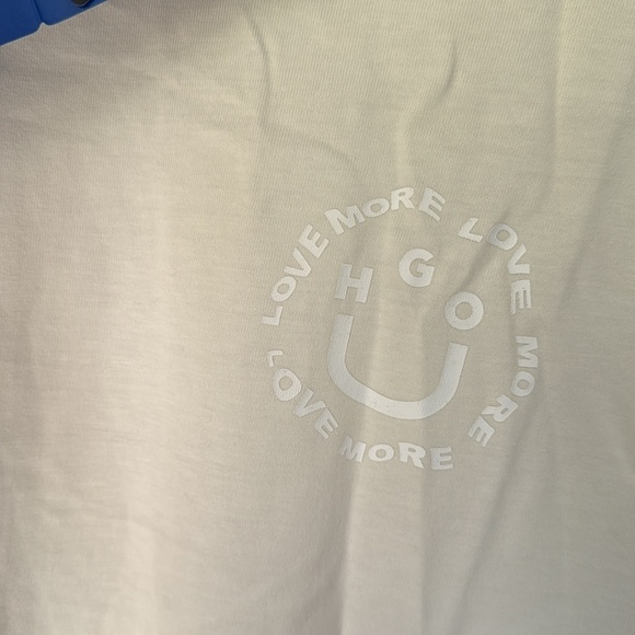 HUGO White shirt Short Sleeve Tee with Graphic Detail new small unisex - Picture 5 of 11